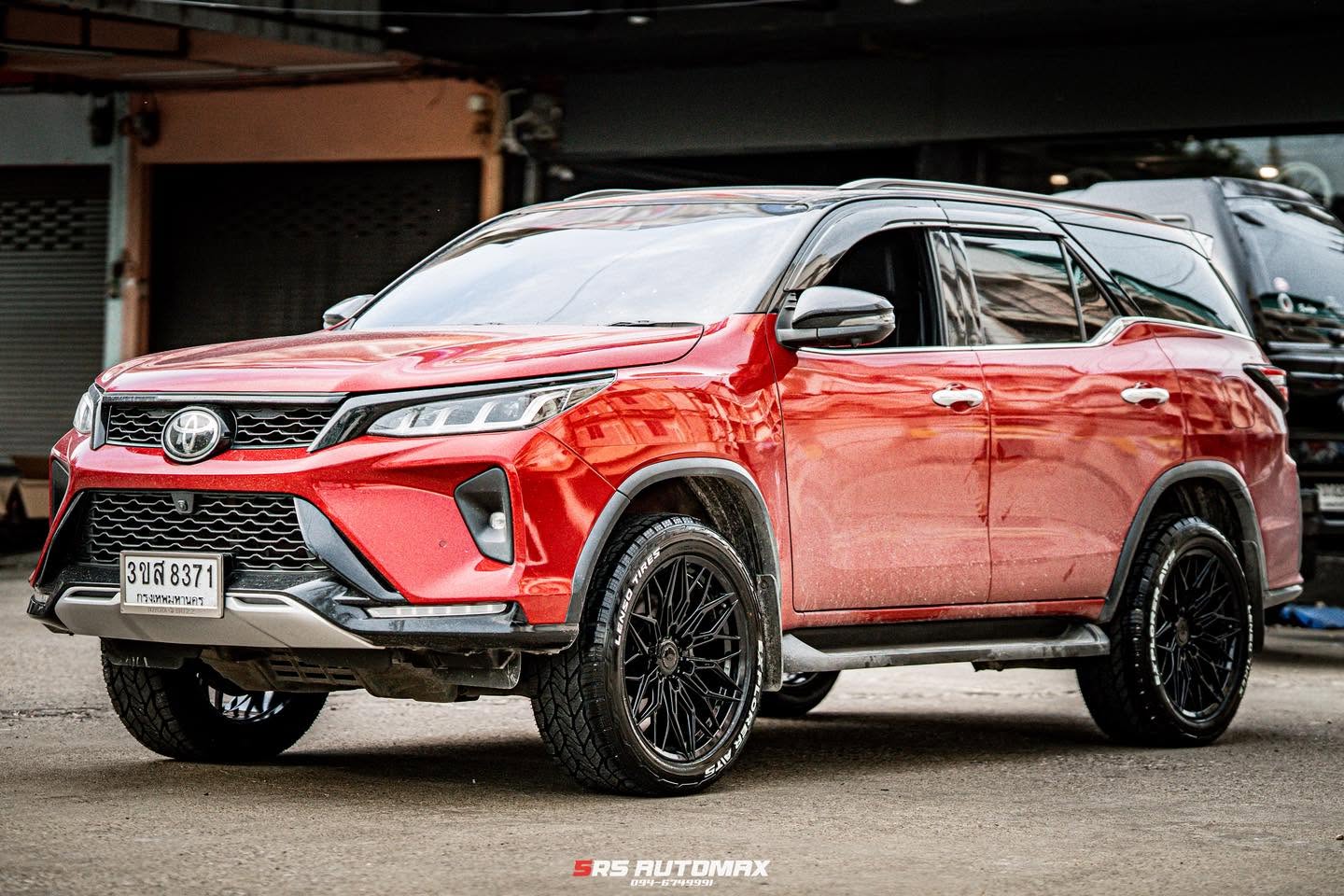 Toyota Fortuner ใส่ล้อแม็ก